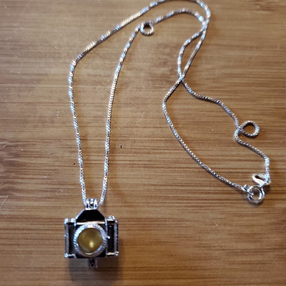 Sterling Silver Pearl Camera Necklace Italy